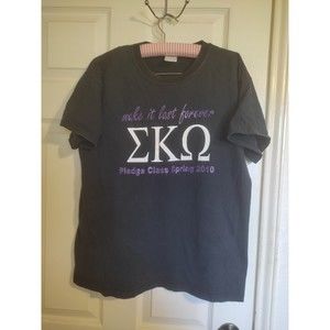 Sorority T-Shirt Black Size Medium